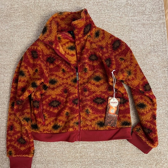 Kyodan Jackets & Blazers - Kyodan Sherpa jacket